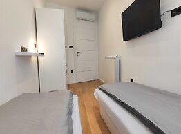 Bright and Spacious Stay With Private Parking in Crikvenica