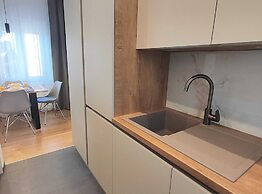 Bright and Spacious Stay With Private Parking in Crikvenica