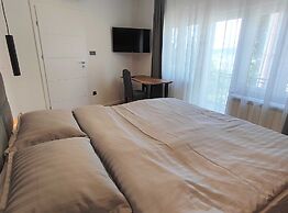 Bright and Spacious Stay With Private Parking in Crikvenica