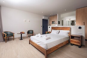 Aethrion Luxury Villas & Suites