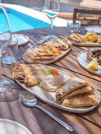 Aethrion Luxury Villas & Suites