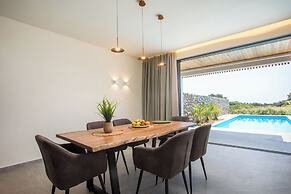 Aethrion Luxury Villas & Suites