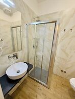 La Boutique by Rjgal