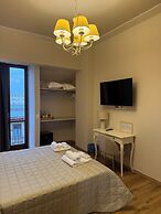 La Boutique by Rjgal