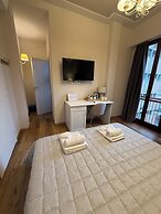 La Boutique by Rjgal