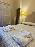 La Boutique by Rjgal