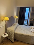 La Boutique by Rjgal