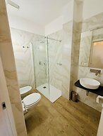 La Boutique by Rjgal