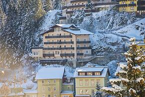 Snug Apartment in Salzburg Near Ski-lift
