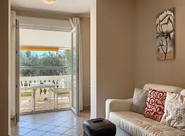 Premium Apartment With Patio