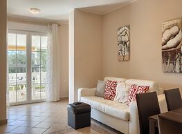 Premium Apartment With Patio