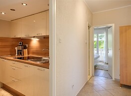 Premium Apartment With Patio