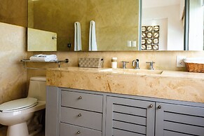 Villa Majum Ocean View Acapulco 5 BDR