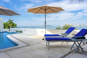 Villa Majum Ocean View Acapulco 5 BDR