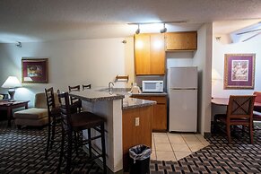 Blue Way Inn & Suites Eagan