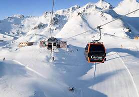 Cozy Apartment Near ski Slopes