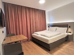 Mikes Apartments Munich