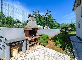 Villa Elisa With View