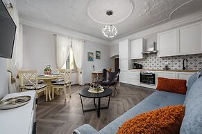 Modern Apartment in City Center