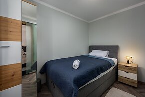 Modern Apartment in City Center