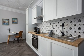 Modern Apartment in City Center