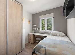 Premium Apartment With Patio