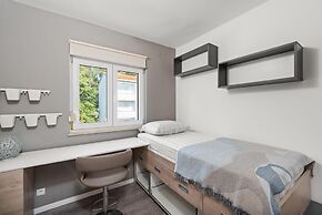 Premium Apartment With Patio