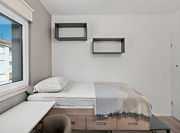 Premium Apartment With Patio