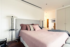 Lavish Villa With Private Pool