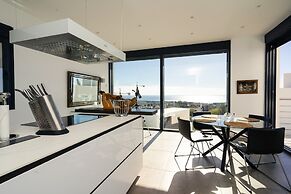 Lavish Villa With Private Pool