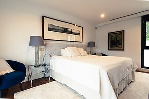 Lavish Villa With Private Pool