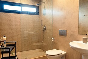 Lavish Villa With Private Pool