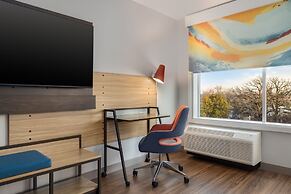 Tru By Hilton Oshkosh