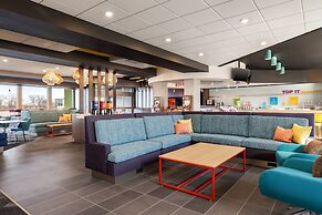 Tru By Hilton Oshkosh