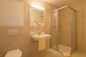 Beautiful Apartment Near Graukogel I Lift