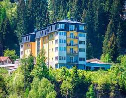 Beautiful Apartment Near Graukogel I Lift