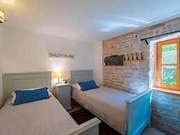 Villa Benka With View