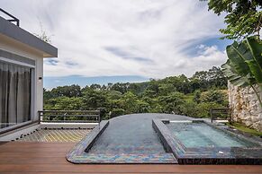 Royal Urban Resort