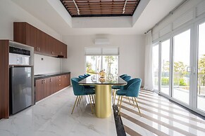Royal Urban Resort