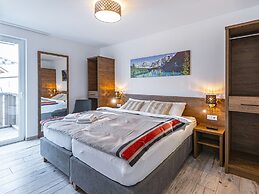 Apartment Near Schlossalmbahn I Lift