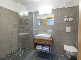 Apartment Near Schlossalmbahn I Lift