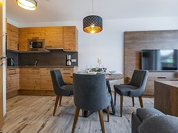 Apartment Near Schlossalmbahn I Lift