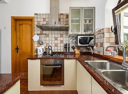 Villa Imagine With Heated Pool