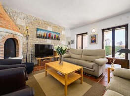 Villa Imagine With Heated Pool