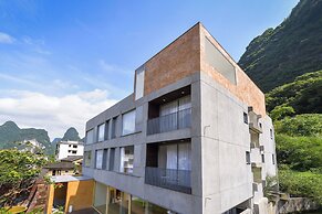 Yangshuo Geemu Building House