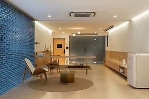 Yangshuo Geemu Building House