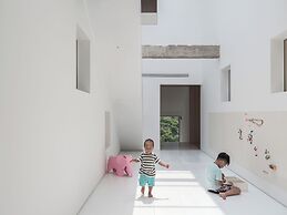 Yangshuo Geemu Building House