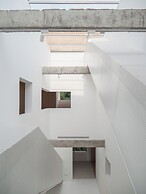 Yangshuo Geemu Building House