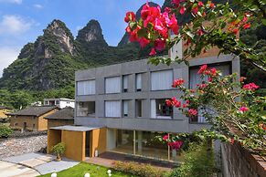 Yangshuo Geemu Building House