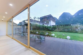 Yangshuo Geemu Building House